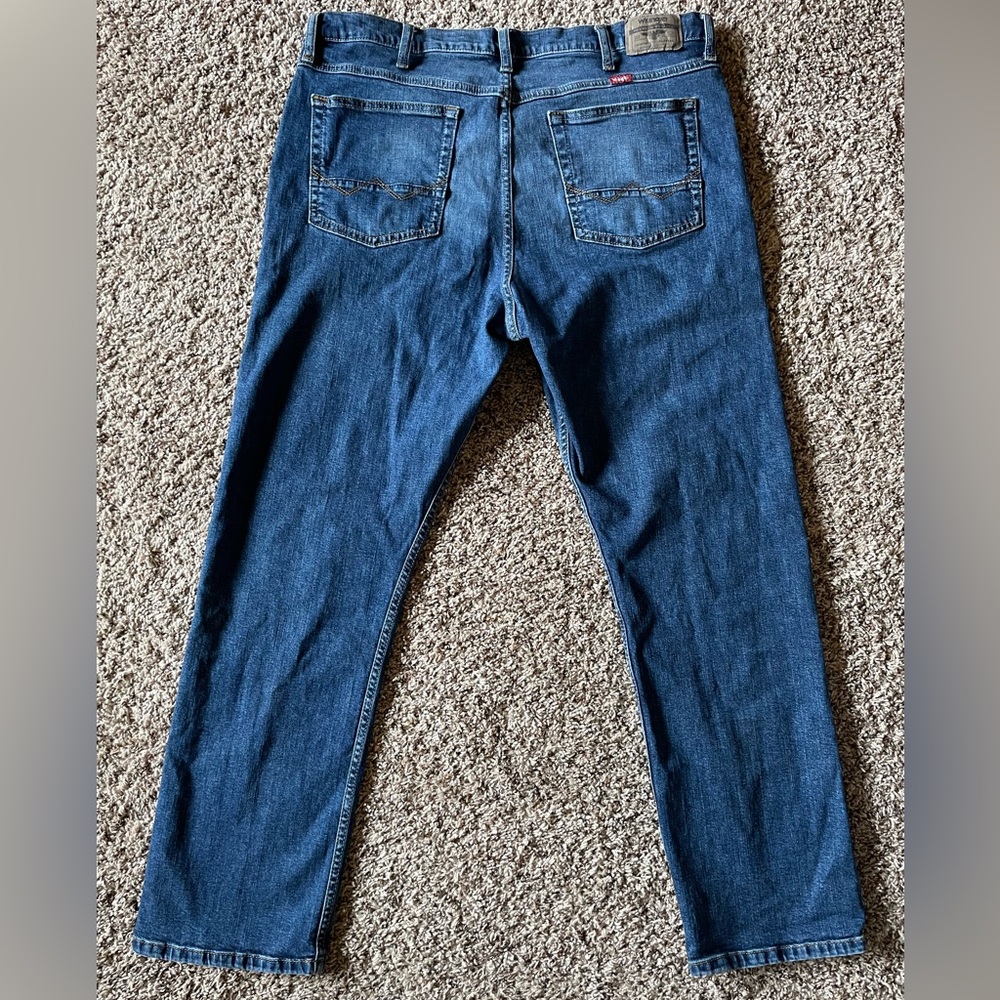 Wrangler 38x30 Slim Straight 92SSWDX Size W38 L30 Men’s Jeans EUC